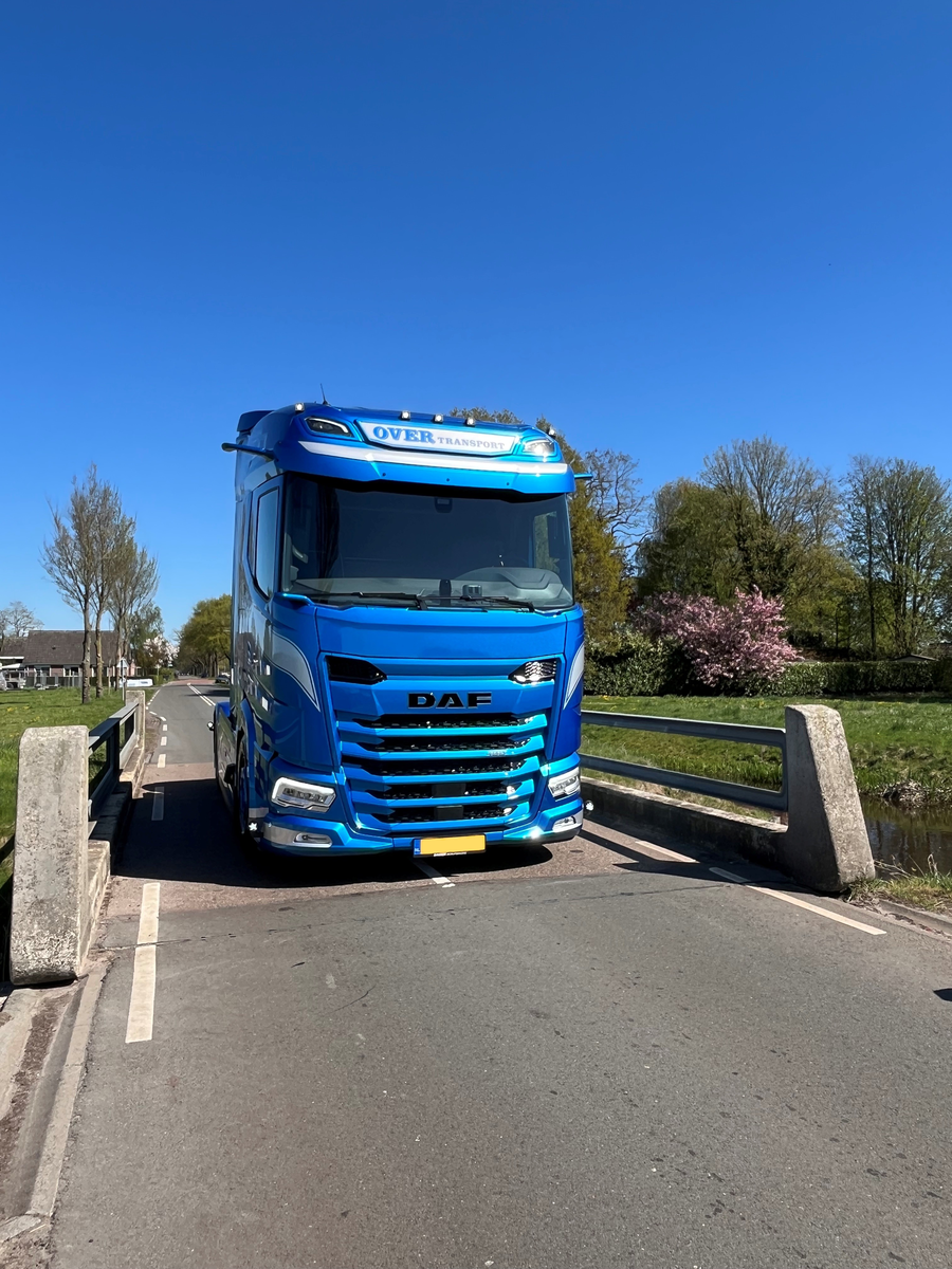 Over Transport 3 zonder kenteken.png